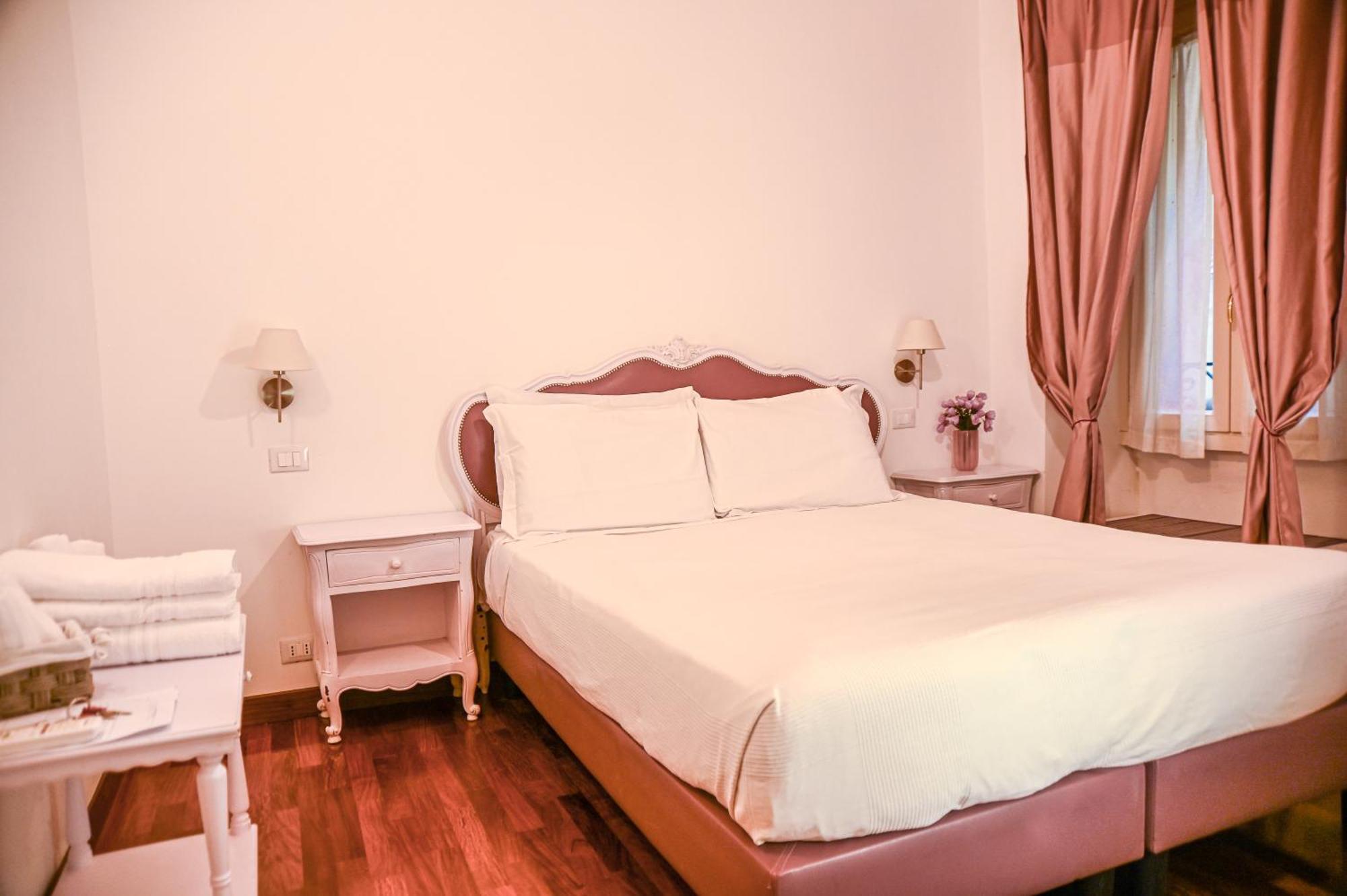 Feliz In Roma B&B Bagian luar foto